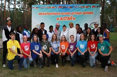 В Алтайском крае завершилась смена «Международная летняя детская деревня «Алтай-2018»<br />
              